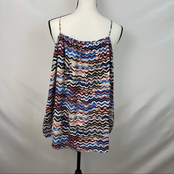 Sold Elsewhere - Vince Camuto Chevron Top - Picture 4 of 6